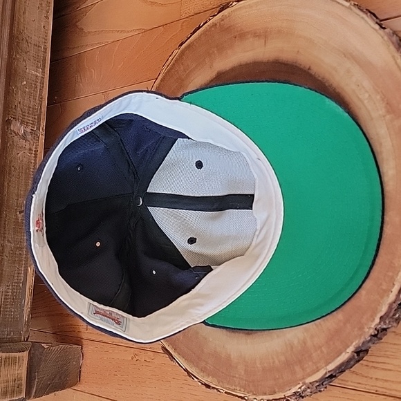 Vintage New Era 7 1/8 Fitted Boston Red Sox 100% Wool Pro Model - Picture 5 of 9